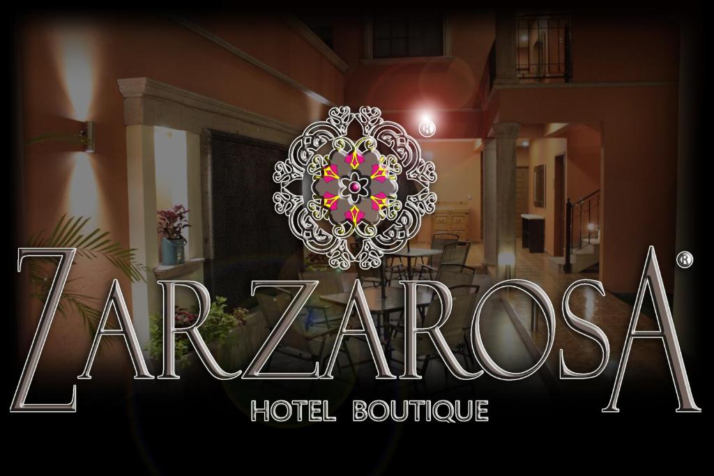 Отель Zarzarosa Hotel Boutique, Керетаро