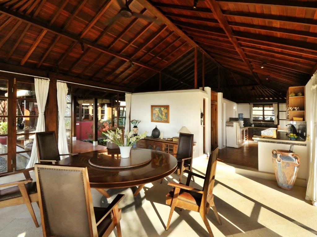 Вилла (Вилла Jepun с 2 спальнями и частным бассейном), Canang Sari Uluwatu Villas Bali