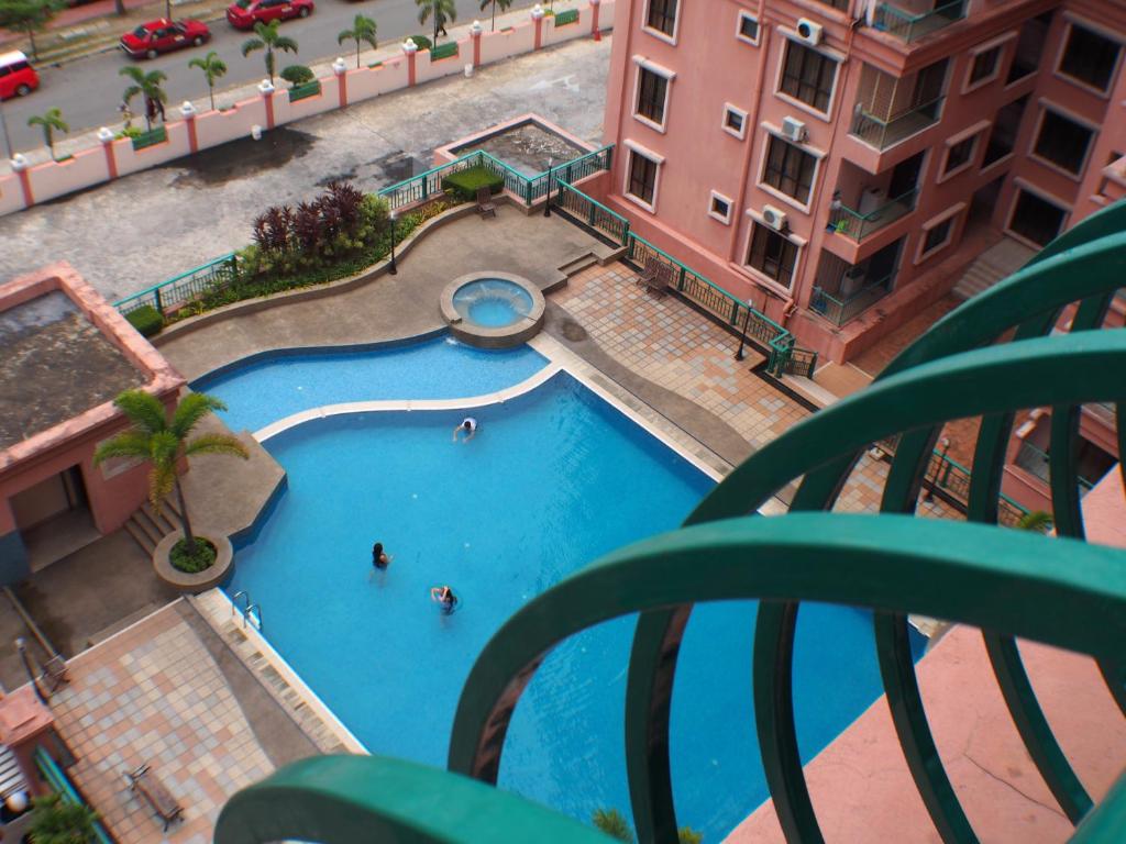 Апартаменты (Pool View Three-Bedroom Apartment), Marina Vacation Condos @ Marina Court Resort Condominium