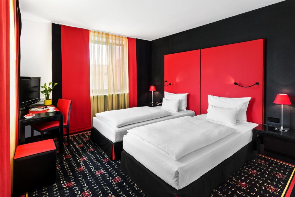Двухместный (Улучшенный двухместный номер с 1 кроватью или 2 отдельными кроватями) отеля angelo by Vienna House Pilsen, Пльзень