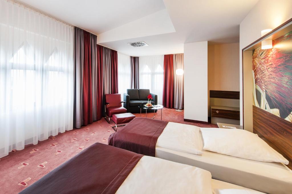 Двухместный (Двухместный номер Делюкс с 1 кроватью), AZIMUT Hotel Cologne City Center