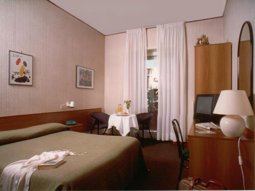 Двухместный (Двухместный номер с 1 кроватью или 2 отдельными кроватями) отеля Tuscia Hotel, Витербо