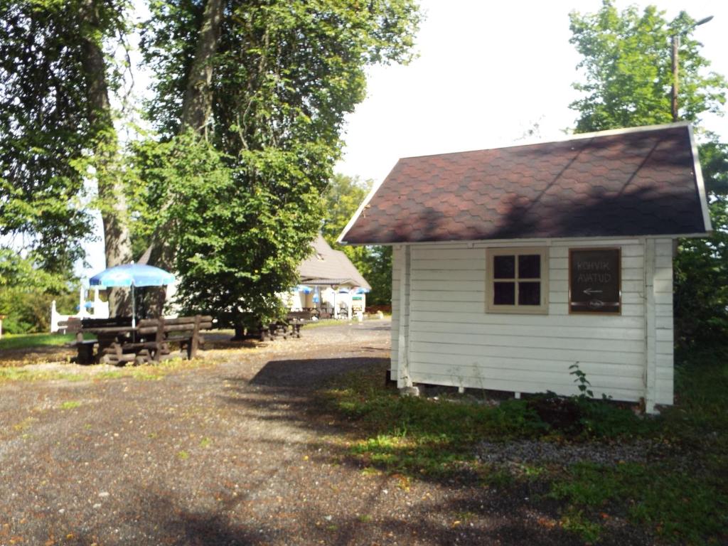 Номер (Коттедж с общей ванной комнатой), Kuremäe Hostel