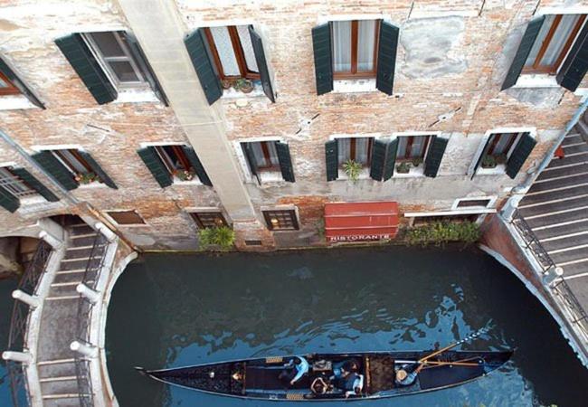 Апартаменты (Апартаменты с 2 спальнями и окном по адресу Calle de le Schiavine, San Marco 4386), Venezia Residence