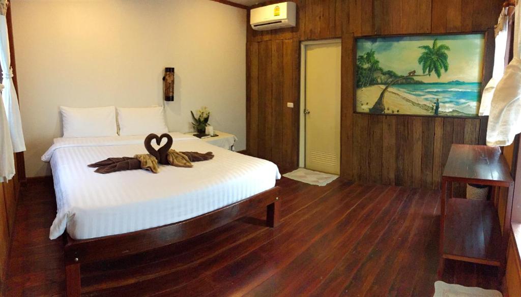 Двухместный (Стандартный двухместный номер с 1 кроватью или 2 отдельными кроватями) курортного отеля V-View Beach Resort, Пханган