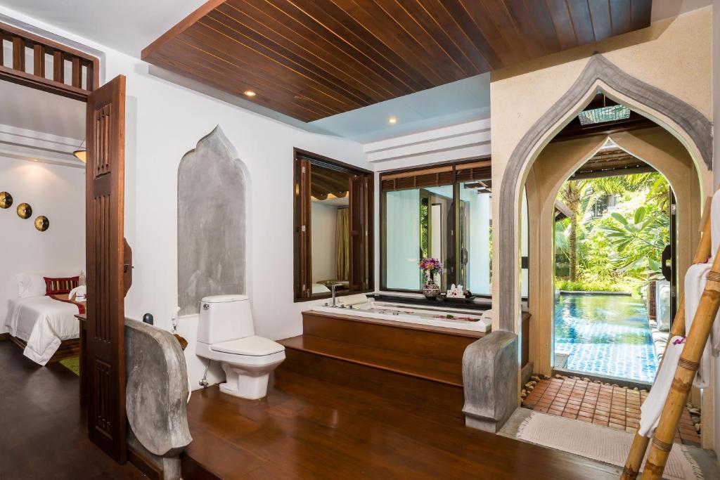 Сьюит (Семейный люкс с 1 спальней и бассейном), Курортный отель Royal Muang Samui Villas