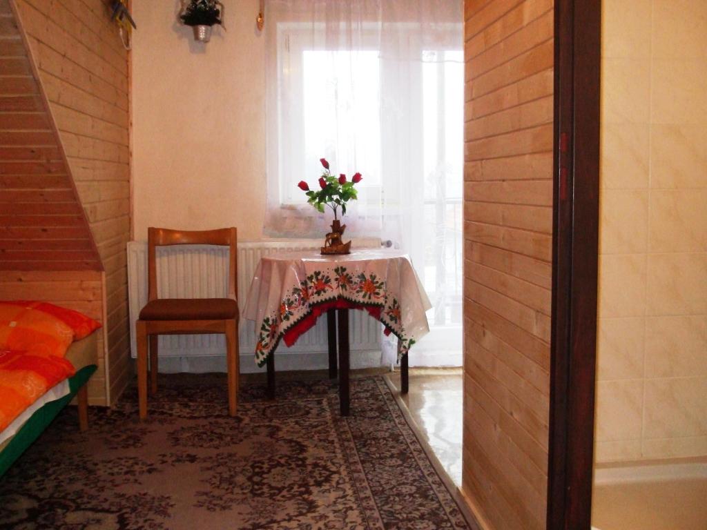 Апартаменты (Апартаменты (для 3 взрослых)) гостевого дома Holiday House Mirika, Липтовски-Микулаш