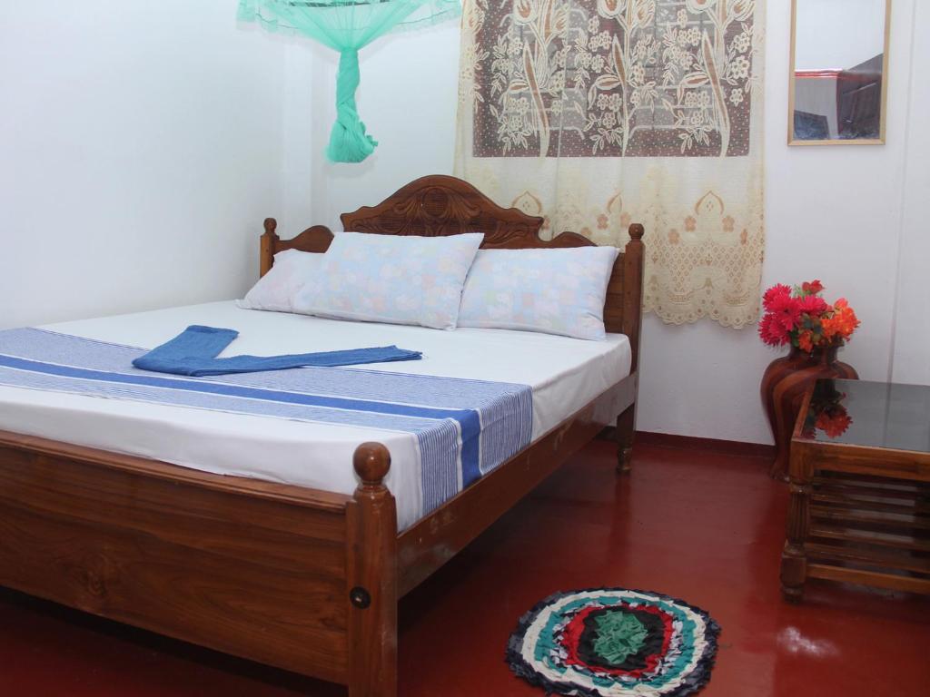 Двухместный (Двухместный номер с 1 кроватью и общей ванной комнатой) отеля Dilan Guest, Мирисса