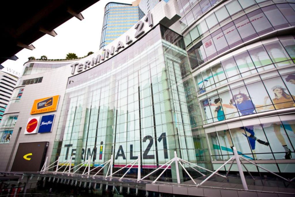 Отель Grand Swiss Sukhumvit 11 by Compass Hospitality