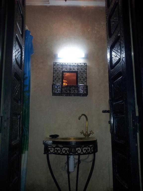 Номер (Дом с 3 спальнями), Riad Les Portes De La Medina