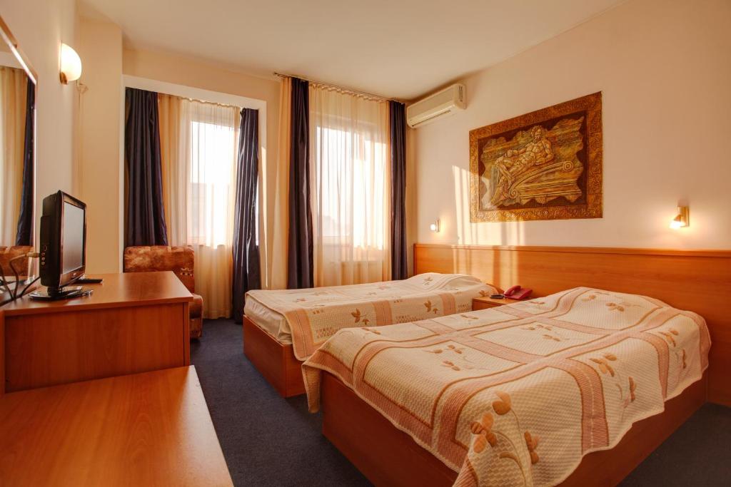 Двухместный (Двухместный номер с 1 кроватью или 2 отдельными кроватями) отеля Отель Ренесанс, София