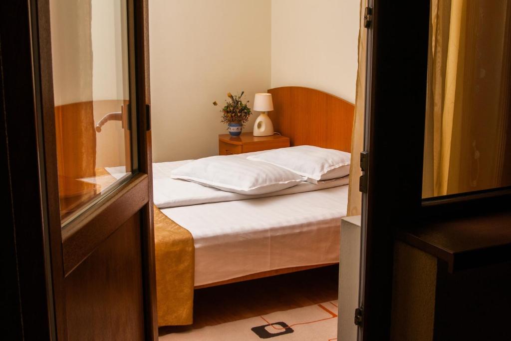Двухместный (Двухместный номер с 2 отдельными кроватями) отеля Hotel Riviera, Синая