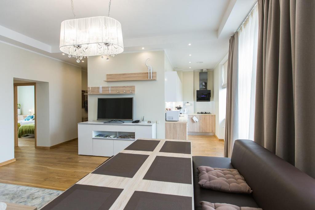 Апартаменты (Апартаменты с 2 спальнями и балконом), Riga Lux Apartments - Ernesta