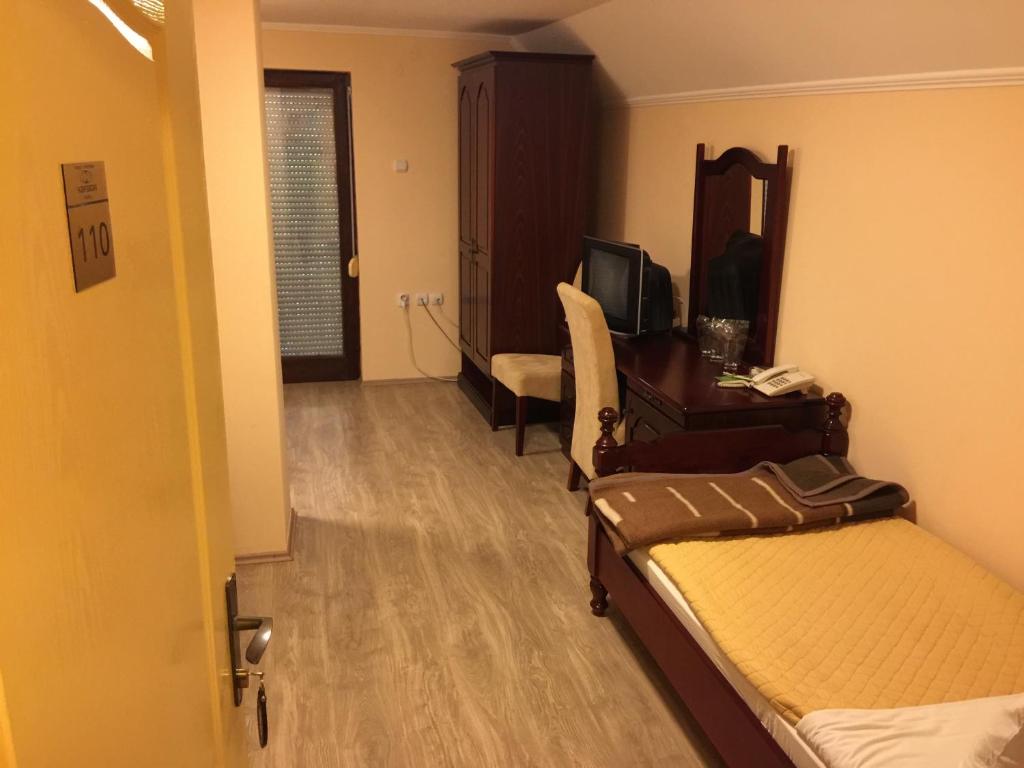 Трехместный (Трехместный номер Делюкс) отеля Bed & Breakfast Karavan, Рашка