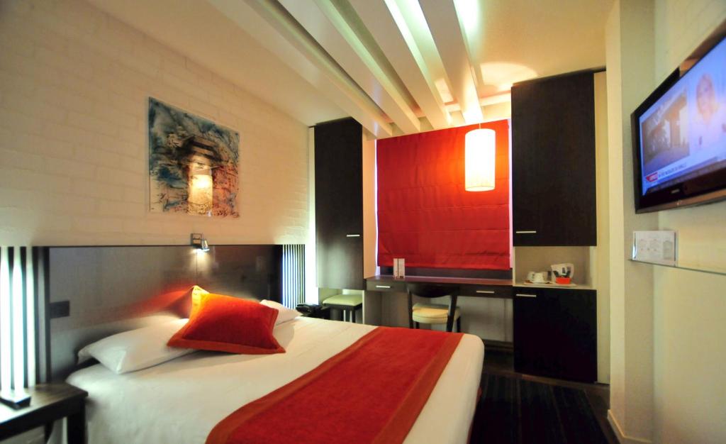 Двухместный (Стандартный двухместный номер с 1 кроватью) отеля Hotel Europole, Гренобль