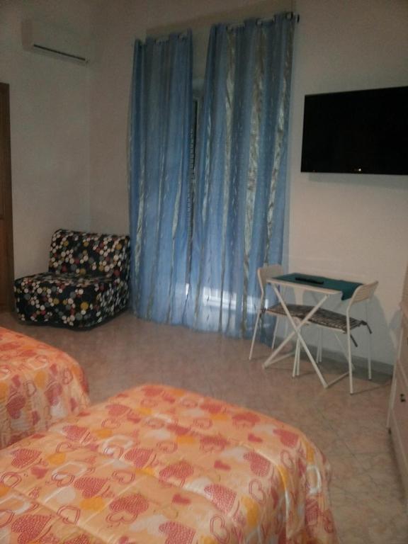 Двухместный (Двухместный номер с 1 кроватью или 2 отдельными кроватями) отеля Antica Dimora Naples, Неаполь