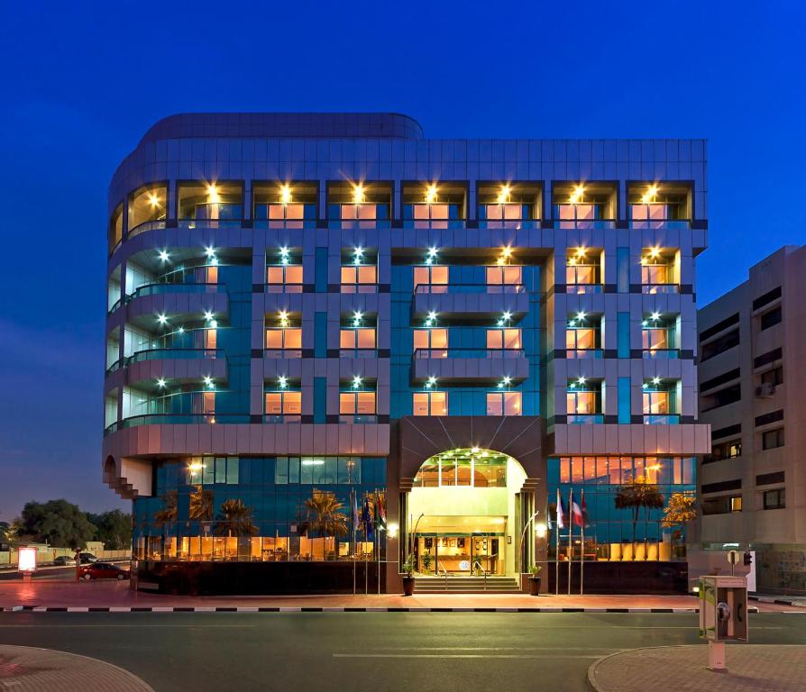 Отель Sun & Sands Sea View Hotel