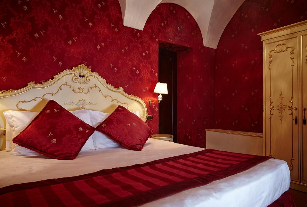 Двухместный (Стандартный двухместный номер с 1 кроватью или 2 отдельными кроватями) отеля Palazzo Paruta, Венеция