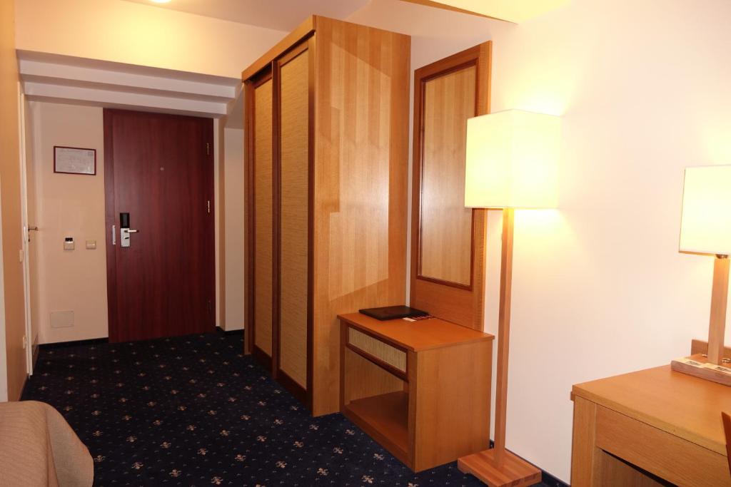 Двухместный (Двухместный номер эконом-класса с 1 кроватью) отеля Park Villa, Вильнюс