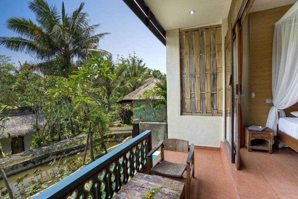 Двухместный (Двухместный номер Делюкс с 2 отдельными кроватями, видом на сад и бесплатными преимуществами) курортного отеля Ubud Sari Health Resort, Убуд