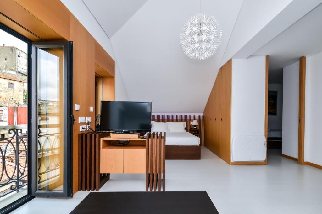 Апартаменты (Семейные апартаменты с одной спальней — 5 этаж) апарт-отеля Reis de Gaia, Вила-Нова-ди-Гая