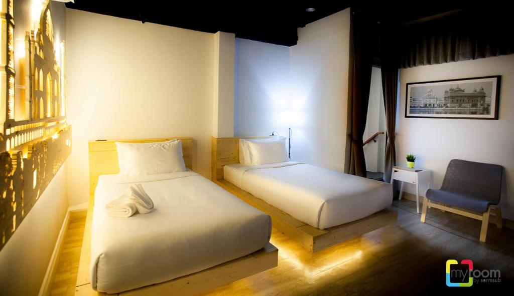Двухместный (Улучшенный двухместный номер с 2 отдельными кроватями) отеля My Room By Sermsub, Сакэу