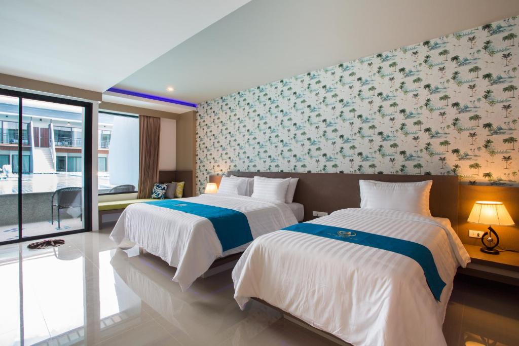 Семейный (Семейный номер с доступом в бассейн) отеля The Phu Beach Hotel, Краби