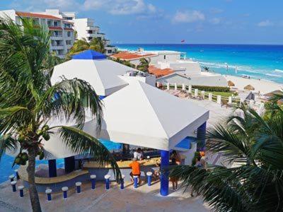 Апартаменты (Апартаменты-студия с видом на море), Apartment Ocean Front Cancun