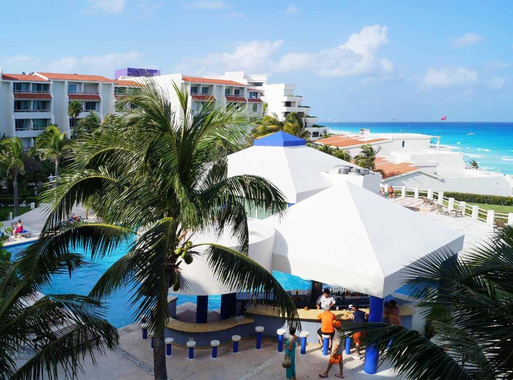 Апартаменты (Апартаменты-студия с видом на море), Apartment Ocean Front Cancun