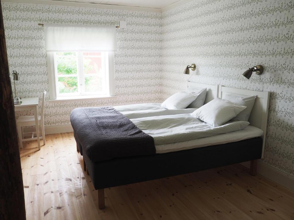 Двухместный (Двухместный номер с 1 кроватью или 2 отдельными кроватями) отеля Hälsingegården Erik-Anders, Худиксвалль