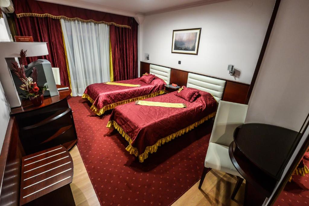 Двухместный (Двухместный номер с 2 отдельными кроватями) отеля Hotel Park, Нови-Сад