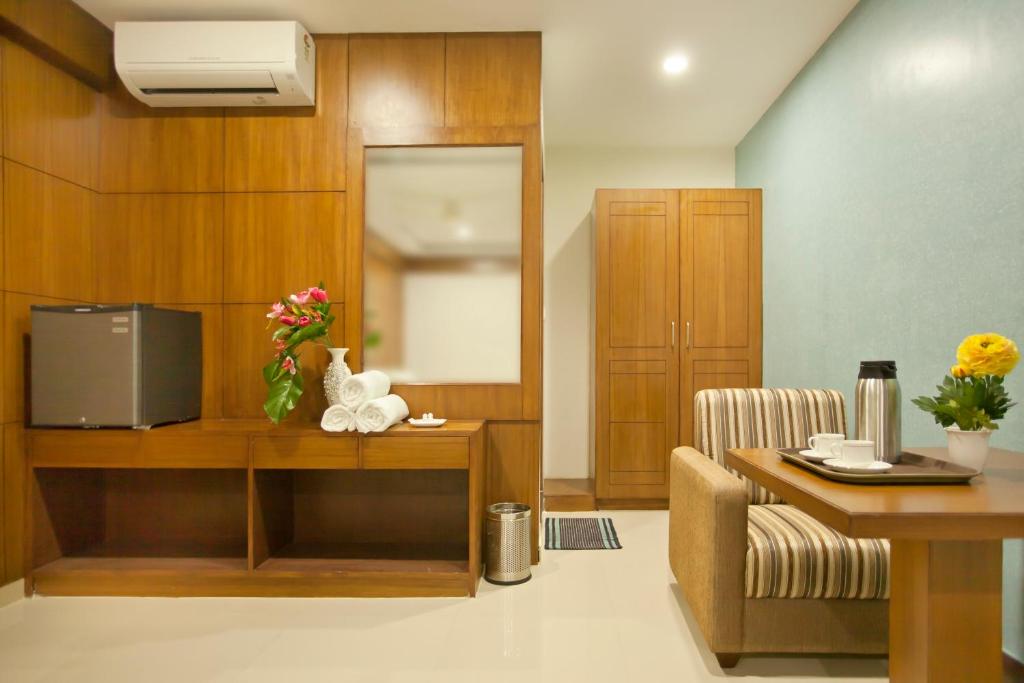 Двухместный (Двухместный номер Делюкс с 1 кроватью или 2 отдельными кроватями) отеля Shoba Residency, Бангалор