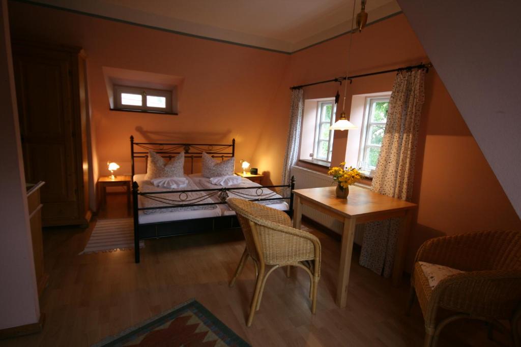 Двухместный (Двухместный номер с 1 кроватью или 2 отдельными кроватями) апарт-отеля Hexenhaus, Дрезден