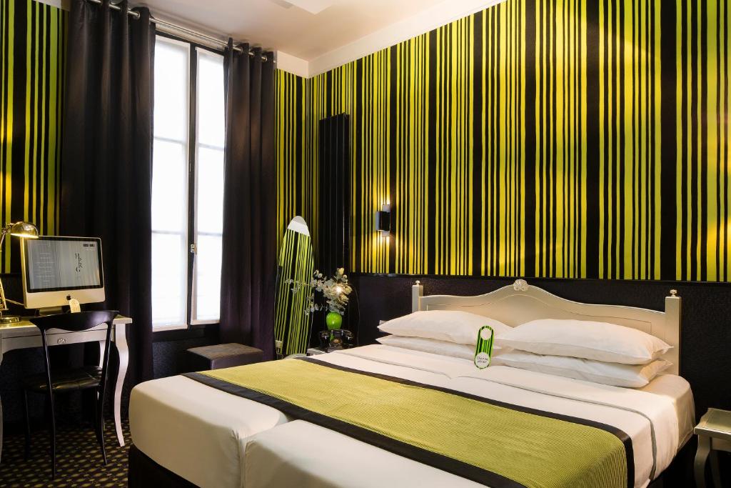 Двухместный (Дизайнерский улучшенный двухместный номер с 2 отдельными кроватями) отеля Hotel Design Sorbonne, Париж