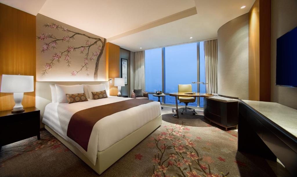 Двухместный (The Joyful Summer - Deluxe King) отеля Lotte Hotel Hanoi, Ханой