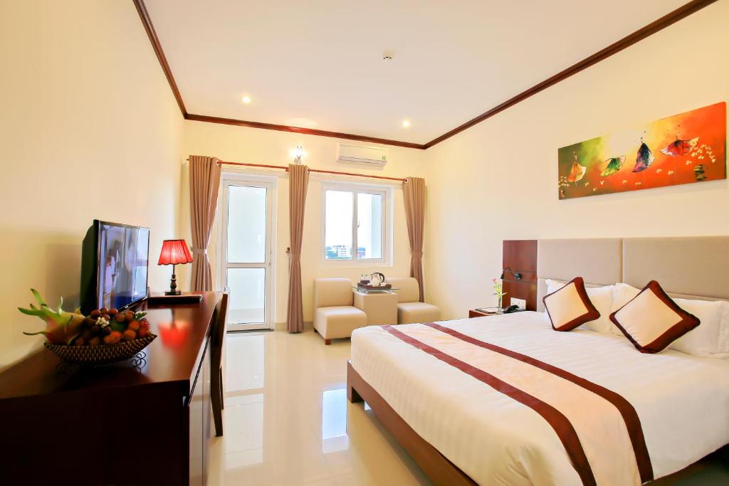 Двухместный (Двухместный номер Делюкс с 1 кроватью) отеля Ban Thach Riverside Hotel & Resort, Тамки