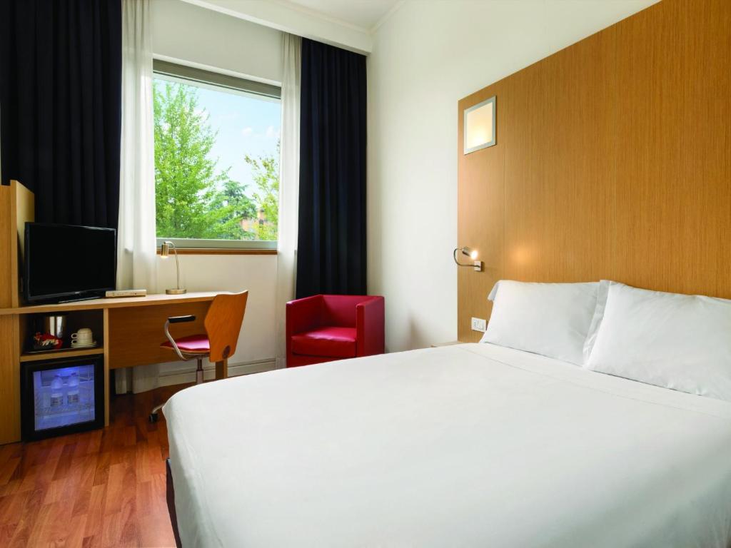 Двухместный (Двухместный номер с 1 кроватью) отеля Ramada Encore Bologna-Hotel & Natural Spa, Болонья