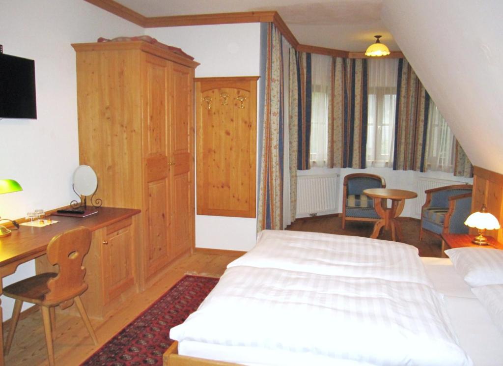 Двухместный (Двухместный номер с 1 кроватью или 2 отдельными кроватями) отеля Gasthof Hotel Doktorwirt, Зальцбург