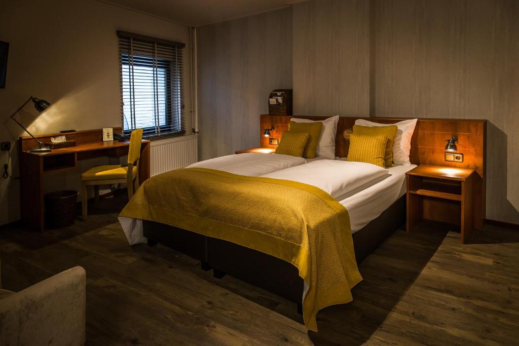 Двухместный (Двухместный номер «Комфорт» с 1 кроватью) отеля Hotel De Limbourg, Маастрихт