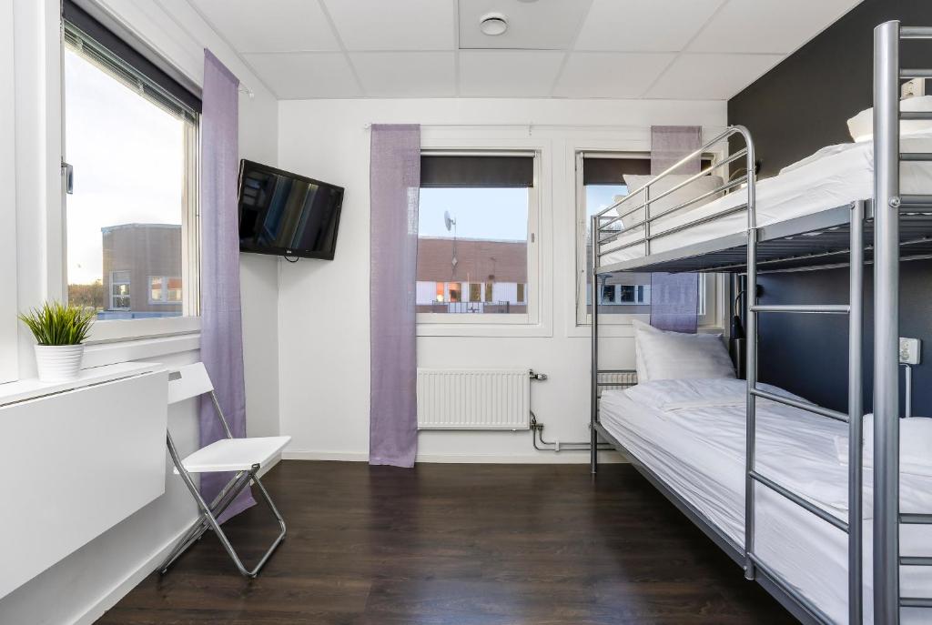 Двухместный (Номер эконом-класса с общей ванной комнатой) отеля First Hotel Vindeus, Стокгольм
