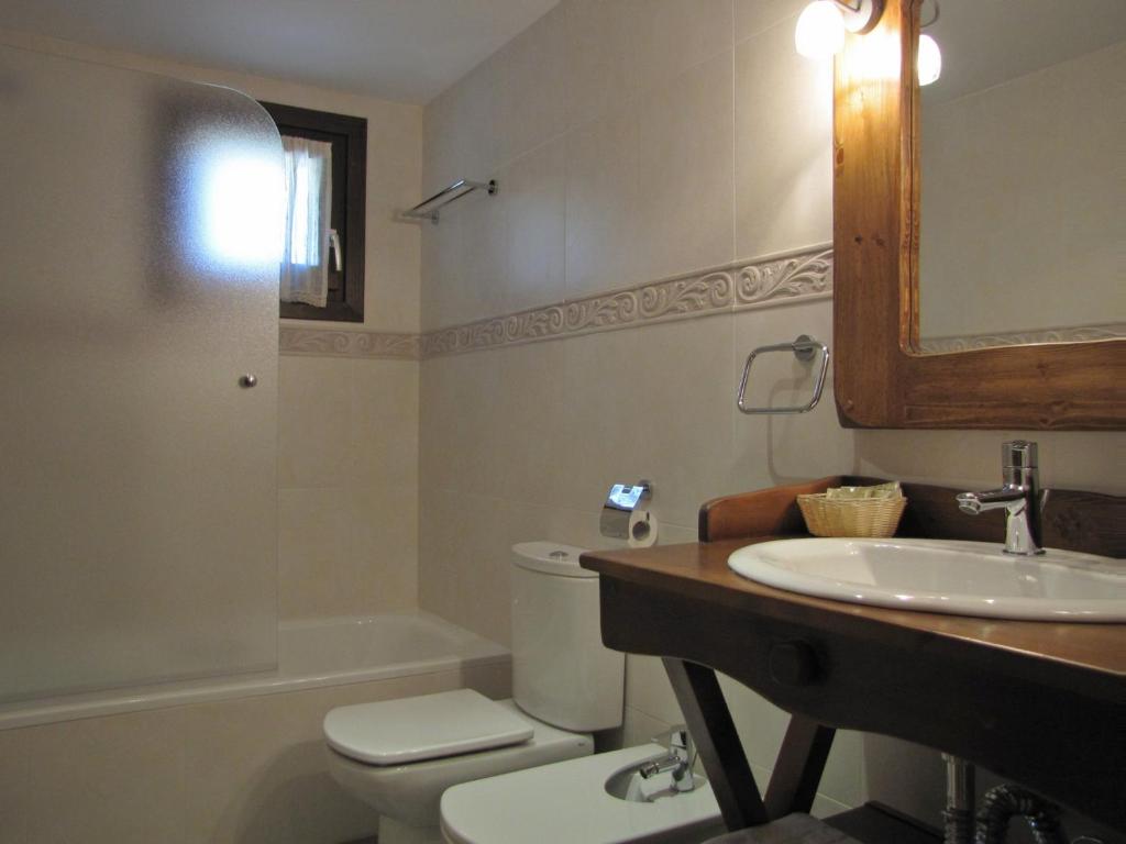 Двухместный (Двухместный номер с 1 кроватью или 2 отдельными кроватями, вид на горы), Hotel Sesué