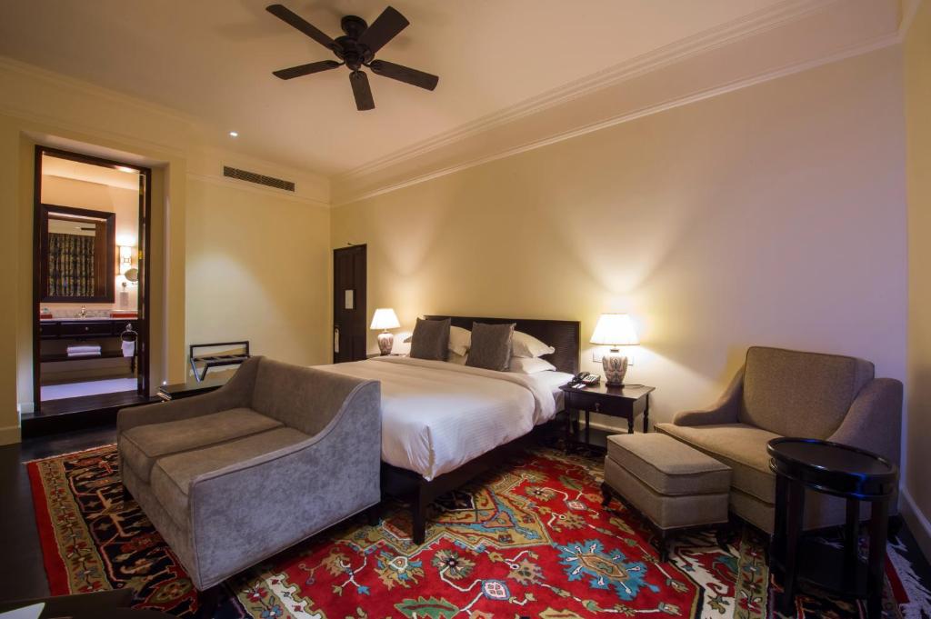 Двухместный (Двухместный номер «Премьер» с 1 кроватью, балконом и видом на океан) отеля Galle Face Hotel, Коломбо