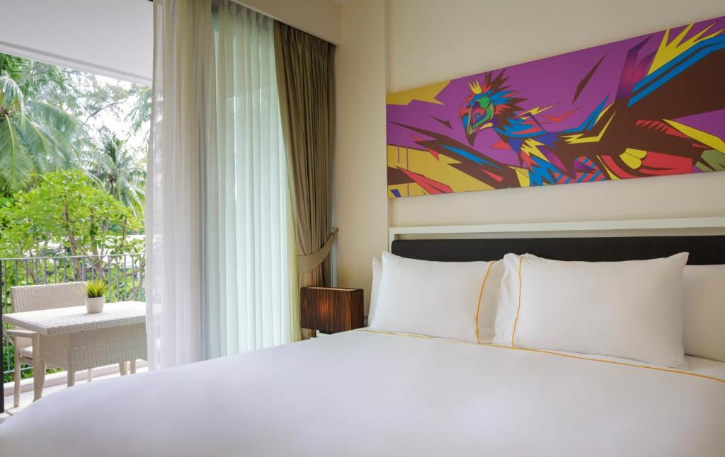 Сьюит (Люкс с 1 спальней) отеля Cassia Phuket, Пхукет