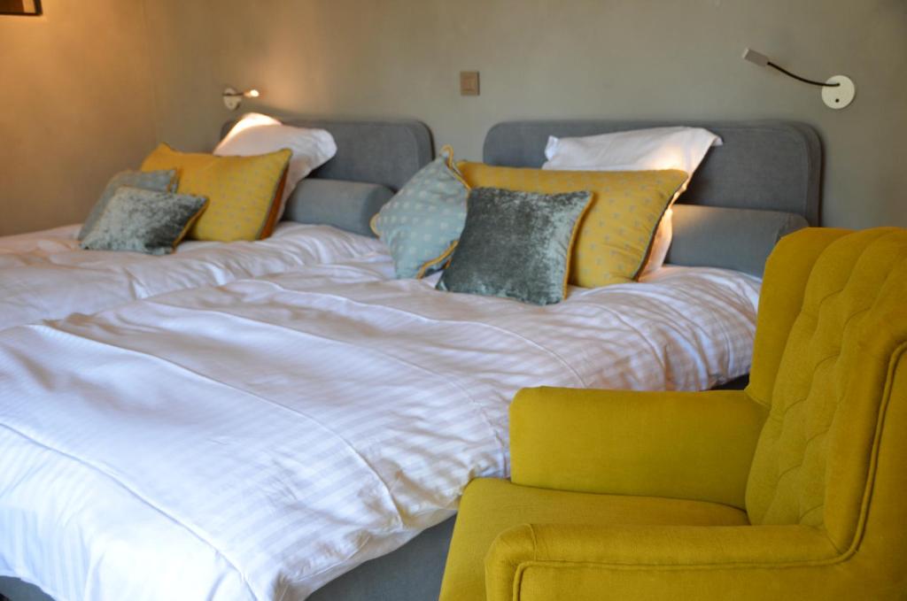 Двухместный (Двухместный номер Делюкс с 2 отдельными кроватями) отеля Hotel La Sablière, Ронсе
