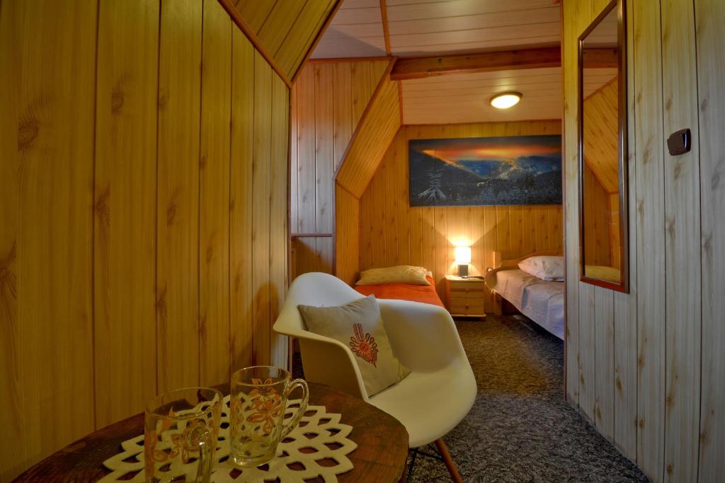 Двухместный (Двухместный номер с 1 кроватью) семейного отеля Orla Village Bukowina, Буковина-Татшаньска