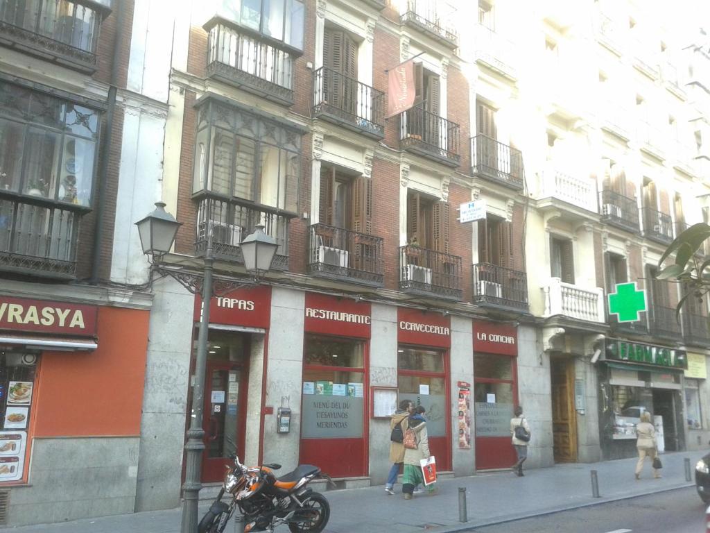 Гостевой дом Hostal Noviciado, Мадрид