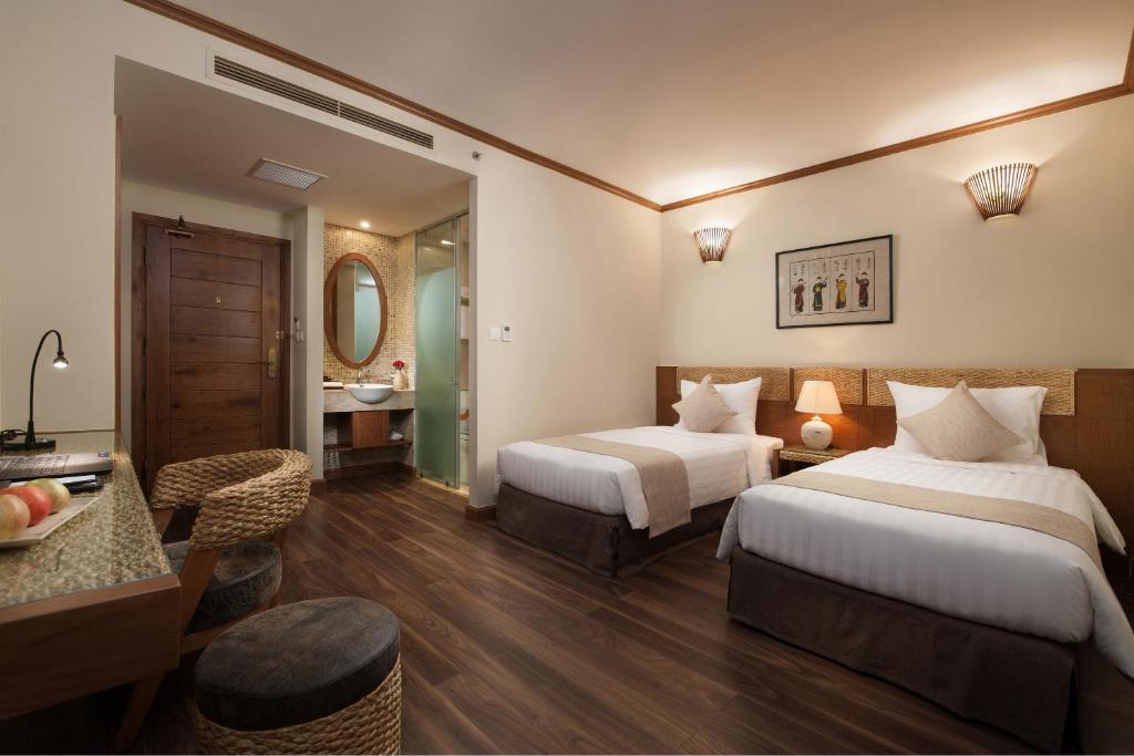 Двухместный (Двухместный номер Делюкс с 1 кроватью или 2 отдельными кроватями) отеля MK Premier Boutique Hotel, Ханой