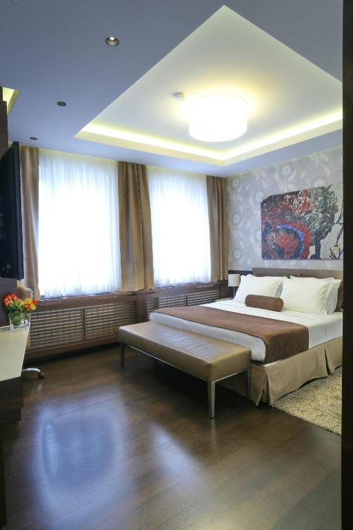 Сьюит (Улучшенный люкс с кроватью размера «king-size»), Belgreat Premium Suites