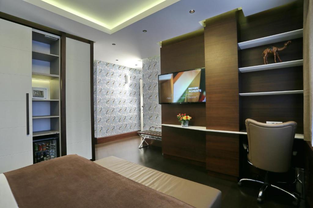 Сьюит (Улучшенный люкс с кроватью размера «king-size»), Belgreat Premium Suites