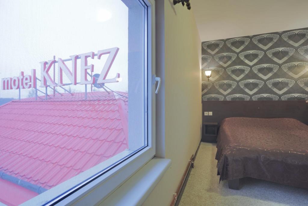 Двухместный (Двухместный номер с 1 кроватью и собственной ванной комнатой) мотеля Knez Petrol Motel, Сомбор